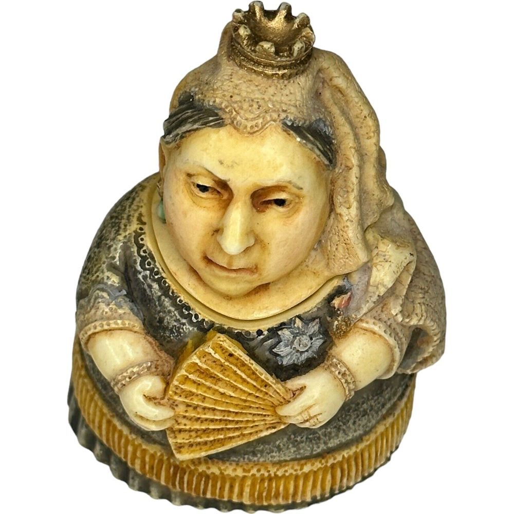 Harmony Ball Pot Bellys Historical Figures Queen Victoria Miniatures Trinket Box
